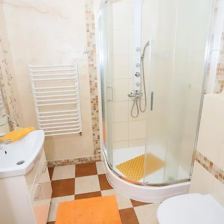 Wynajem Pokoi, Przy Moscie Bed and Breakfast