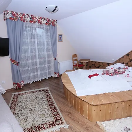 Wynajem Pokoi, Przy Moscie Bed and Breakfast Szaflary
